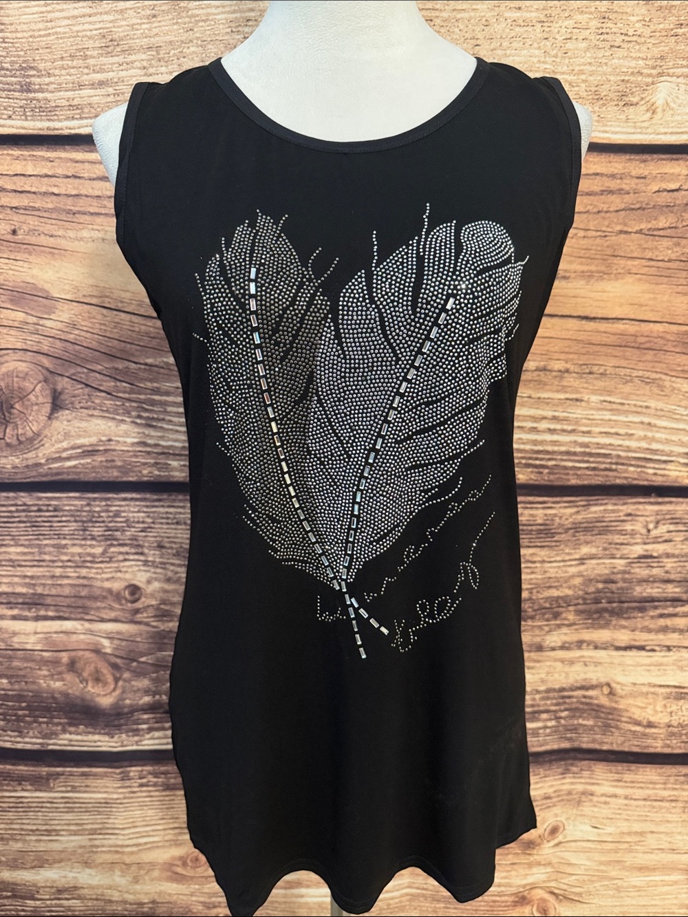 Sleeveless Black Tank Top with Sparkling Feather Motif